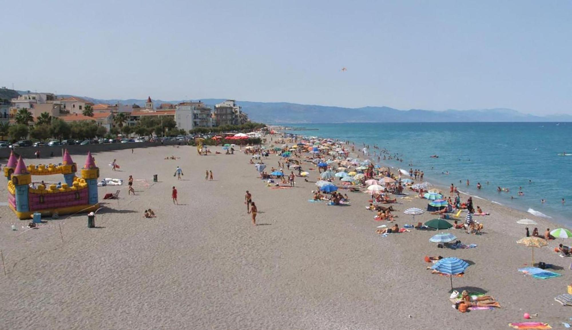 Vila Perla D'Orlando Capo dʼOrlando Exteriér fotografie